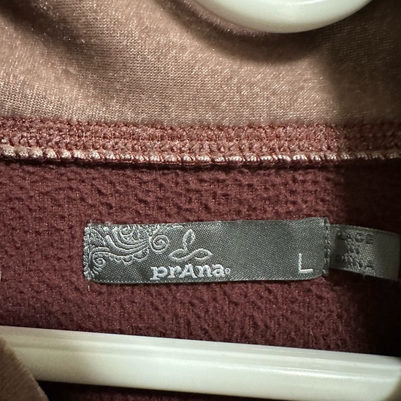 prAna Women's Burgundy Maroon Funnel Cowl Neck Fleece Velvet Lined Pullover - Picture 5 of 7